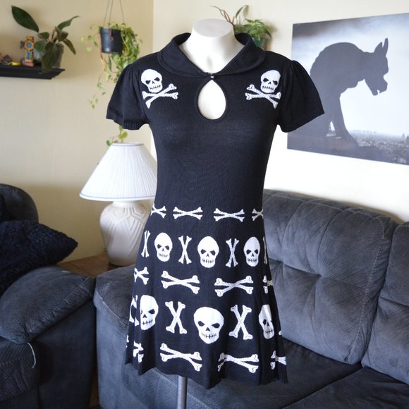 Banned Keyhole Knit Short Sleeve Sweater Dress Collar Mini Winter Halloween - Picture 2 of 8